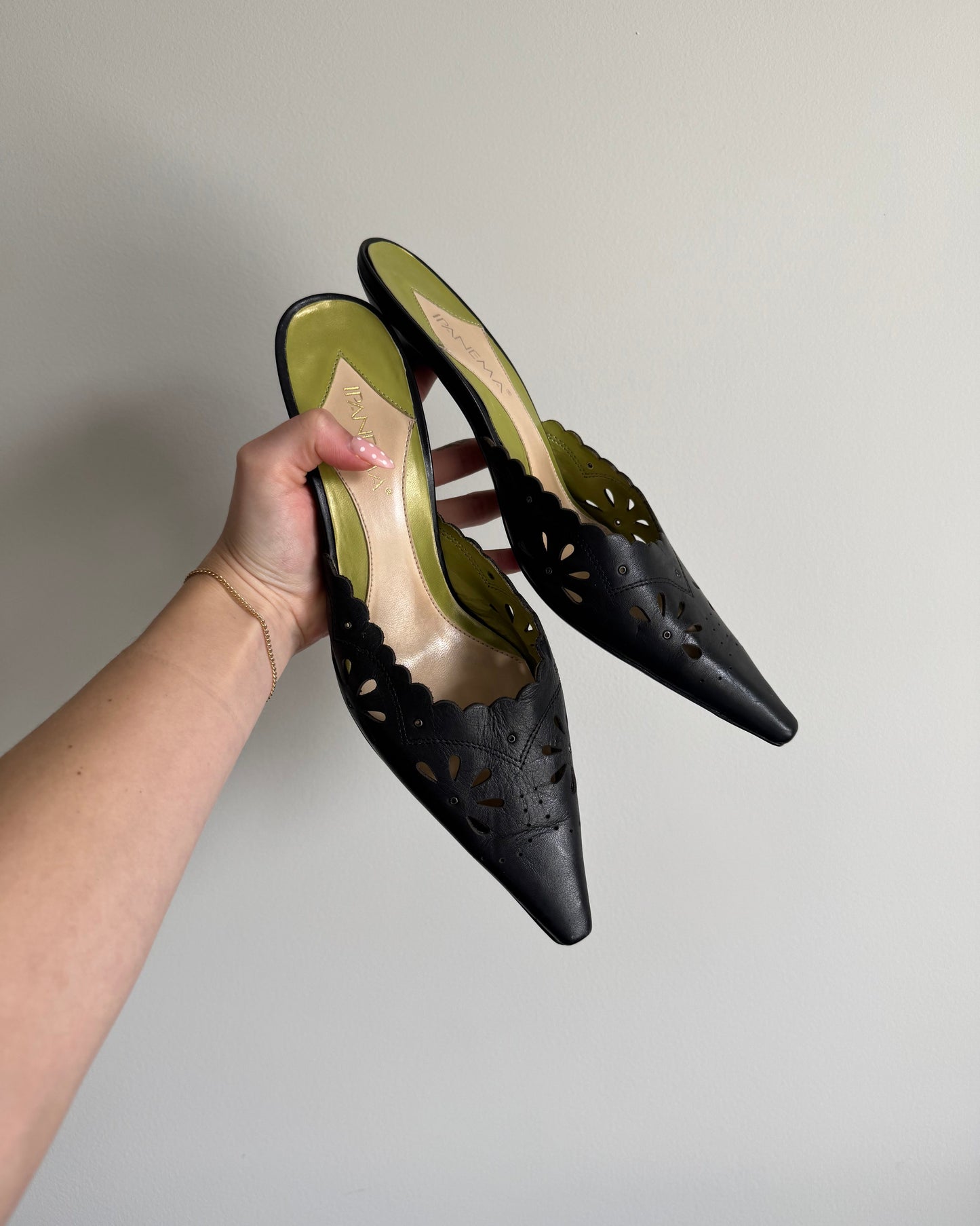 Vtg IPanema Kitten Heels - 9.5
