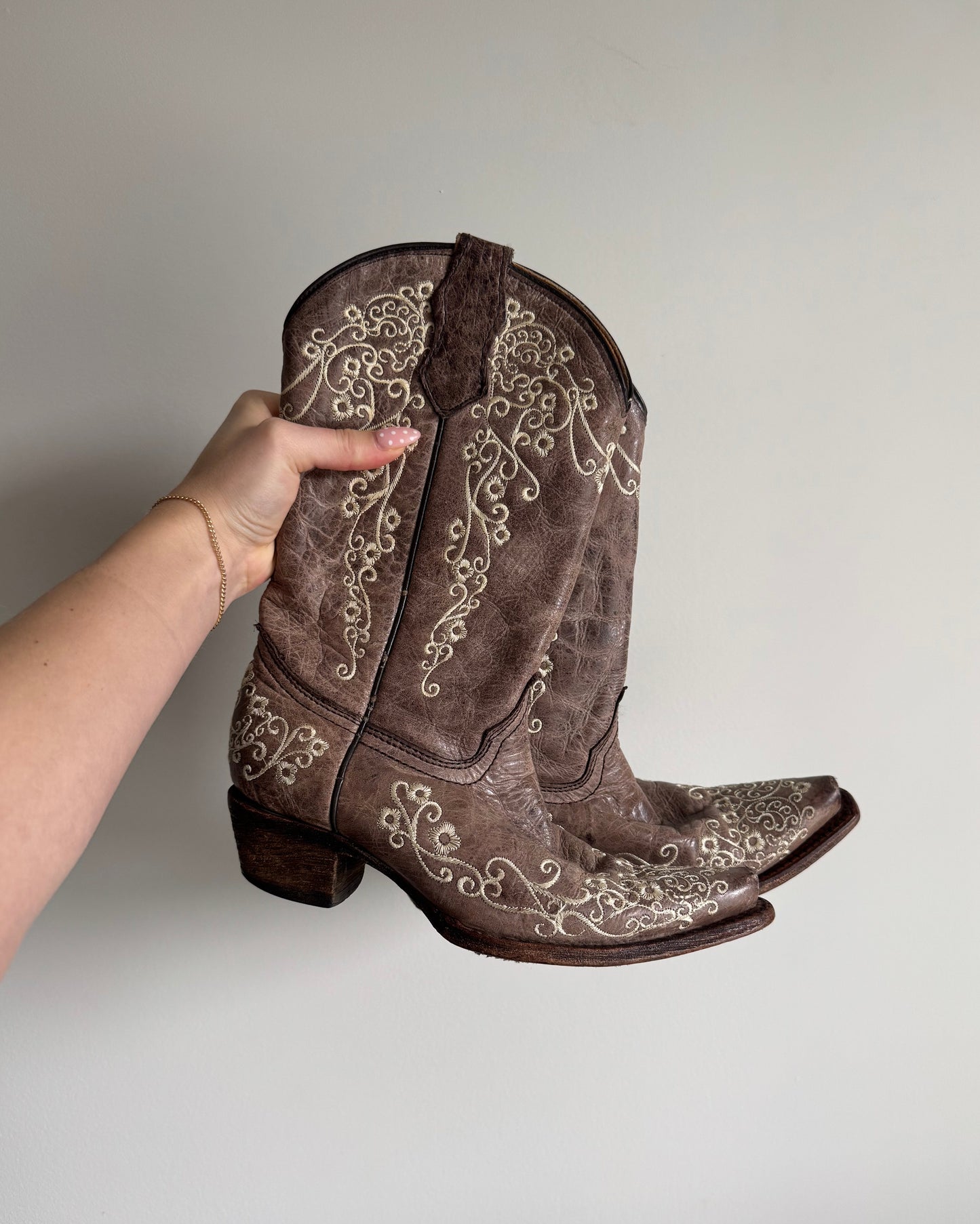 Vtg Cowgirly Boots - 5