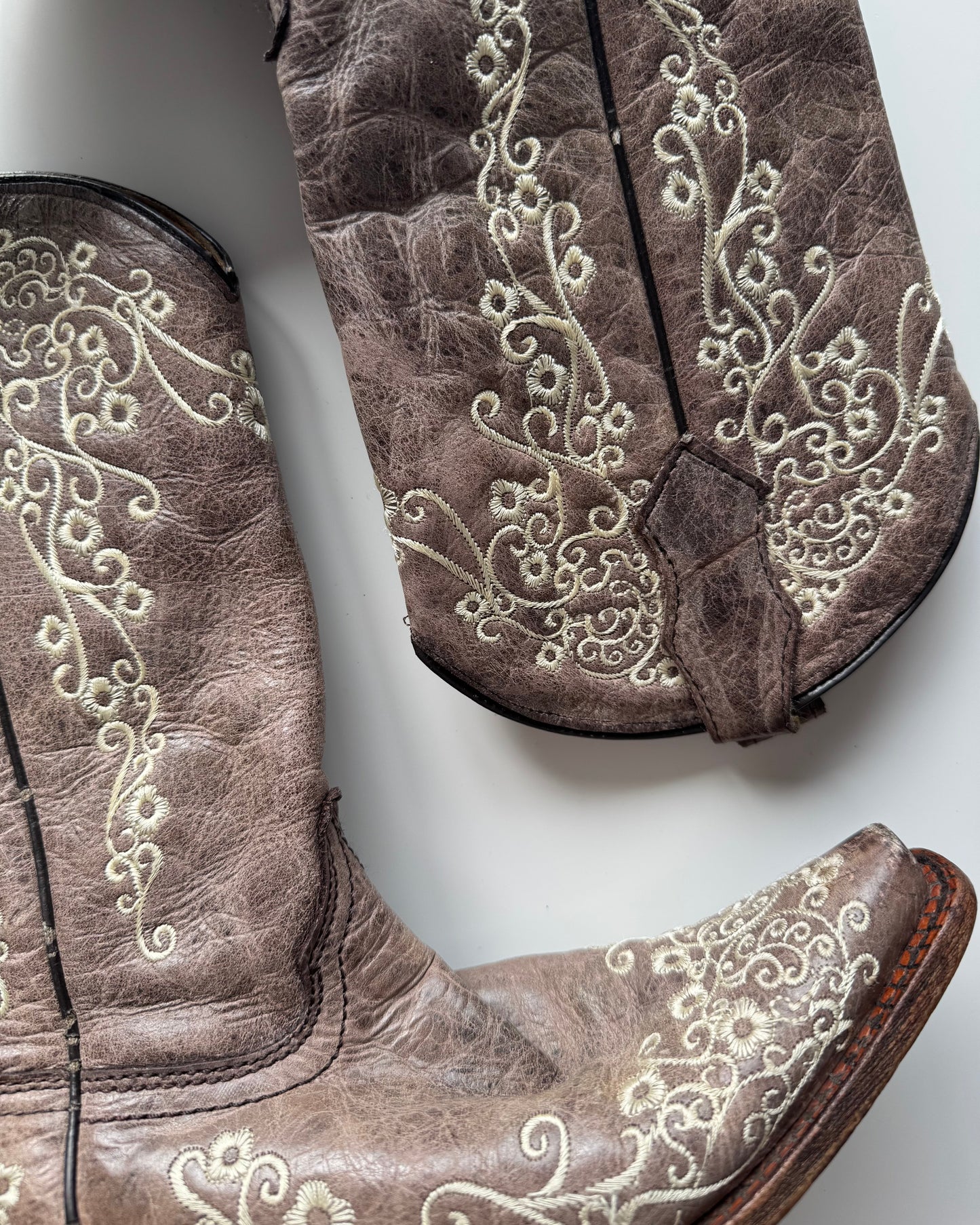 Vtg Cowgirly Boots - 5