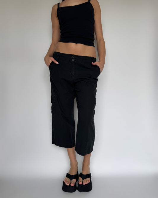 AB Studio Cargo Capris - M