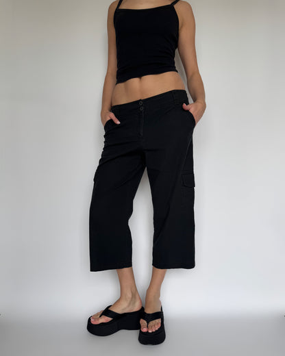 AB Studio Cargo Capris - M